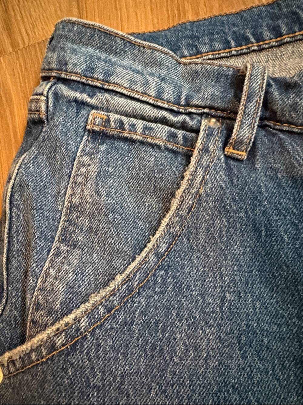 Banana Republic Size 34/18 Women's Blue Denim Button Fly Medium Wash Shorts - Picture 5 of 12